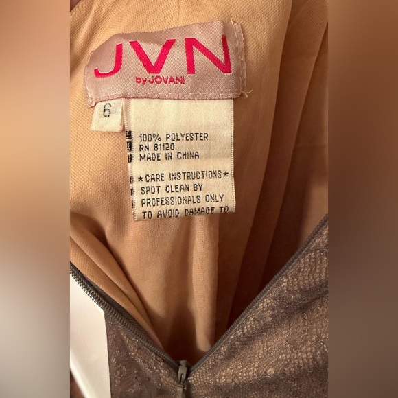 Jovani 98665 prom dress in gunmetal grey. Lace underlay & illusion neckline Sz 6 - Picture 14 of 16